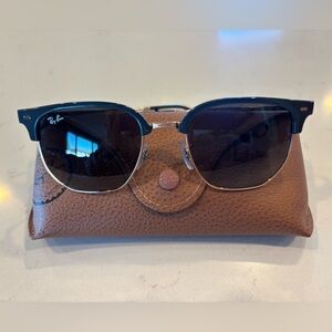 Ray-Ban New Clubmaster- Polished Dark Grey On Rose Gold